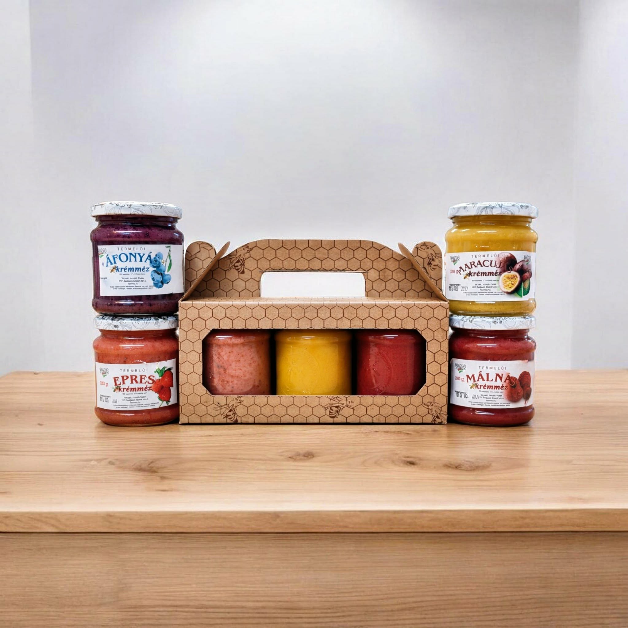 Liofilizált gyümölcsös mézes ajándékcsomag 3x280g